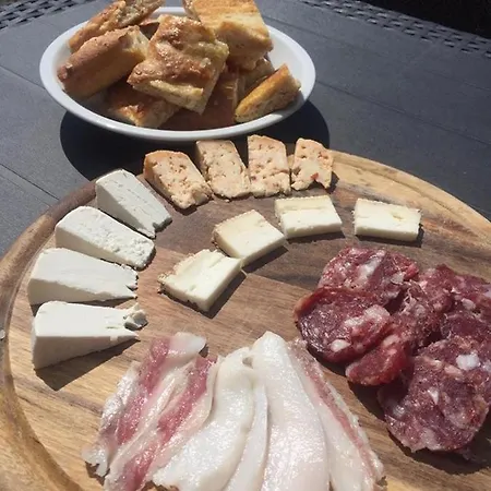 Agriturismo Fattoria Montecontessa *
