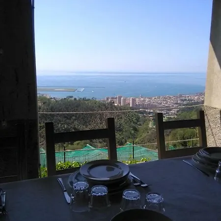Agriturismo Fattoria Montecontessa Alloggio per agriturismo Genova